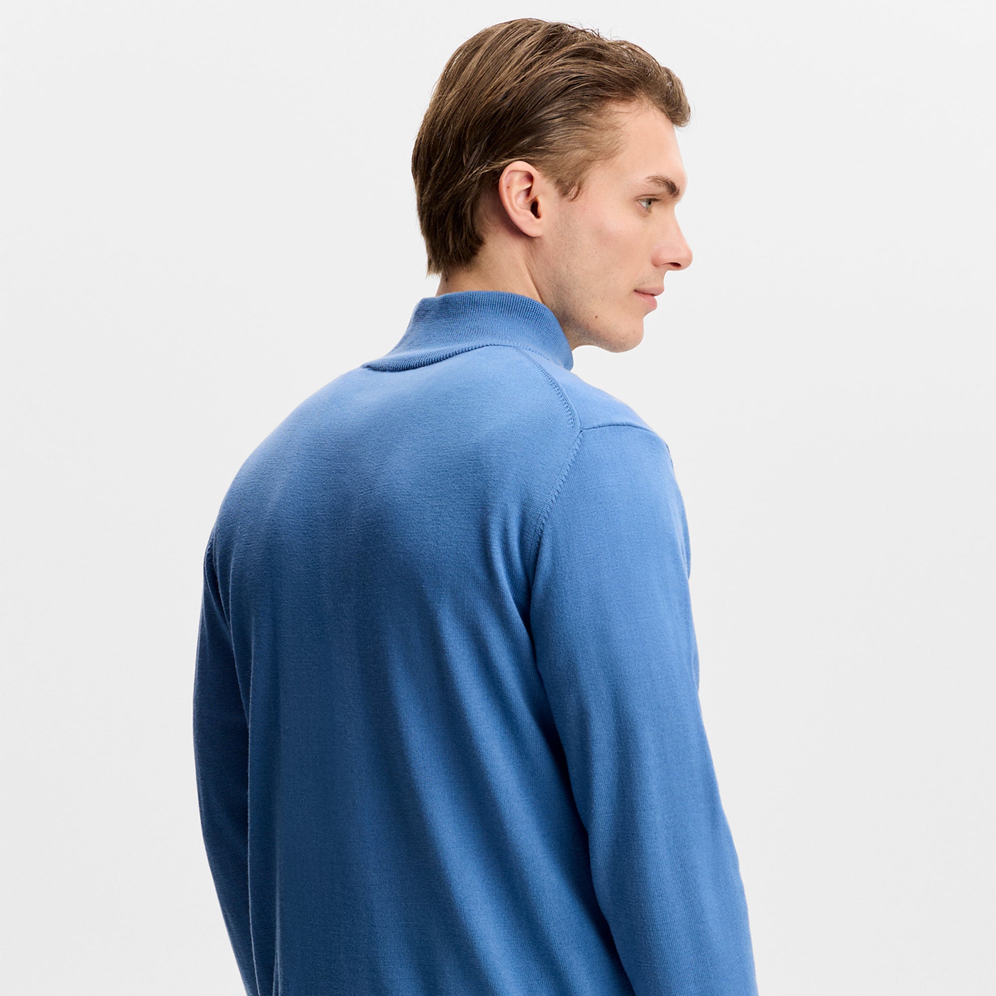J Lindeberg Kiyan Quarter Zip Mens Sweater Federal Blue