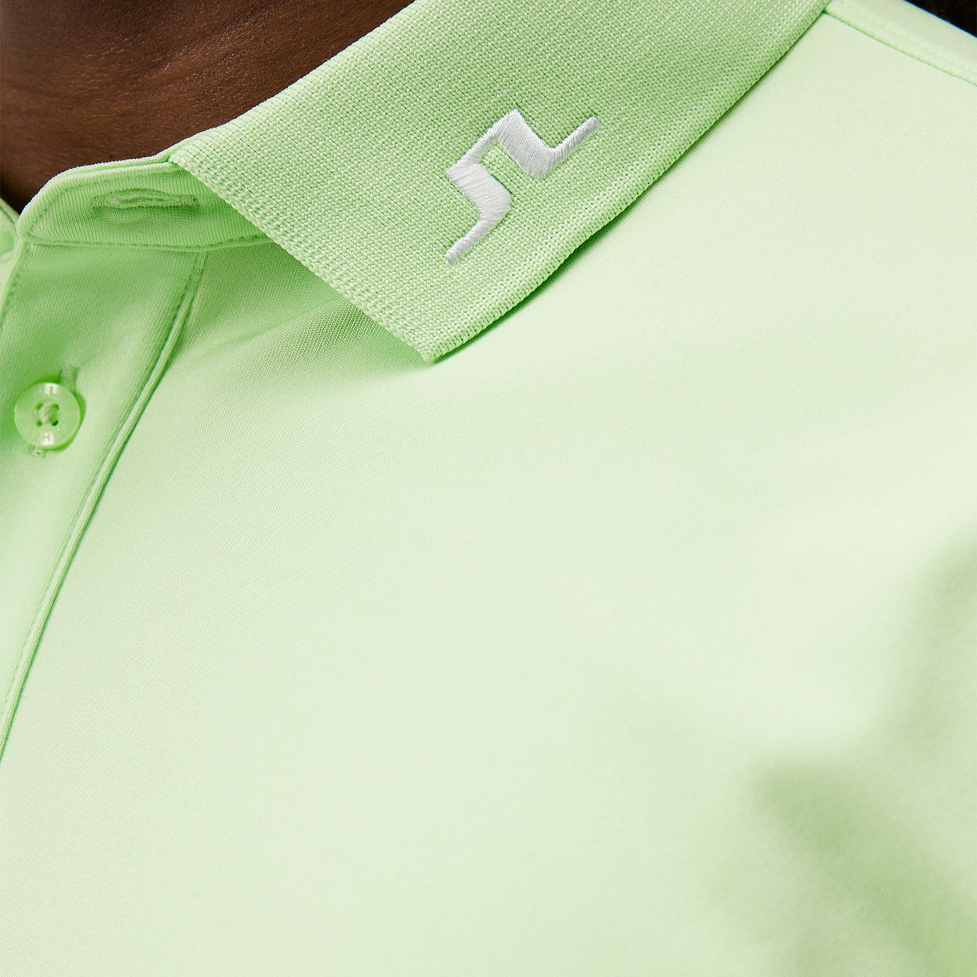 J Lindeberg KV Regular Fit Mens Golf Polo Shirt Paradise Green