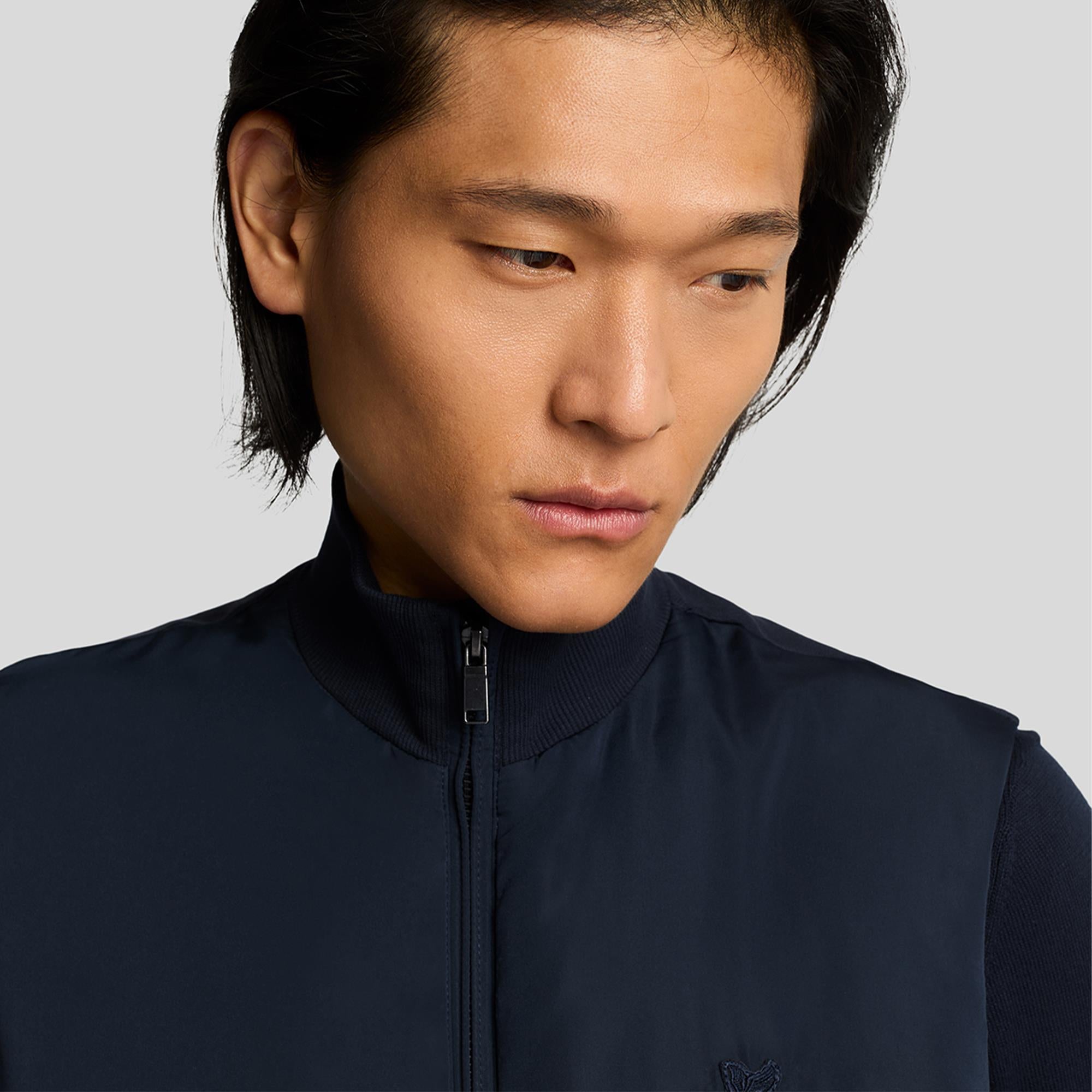 Lyle & Scott Tonal Hybrid Gilet Dark Navy