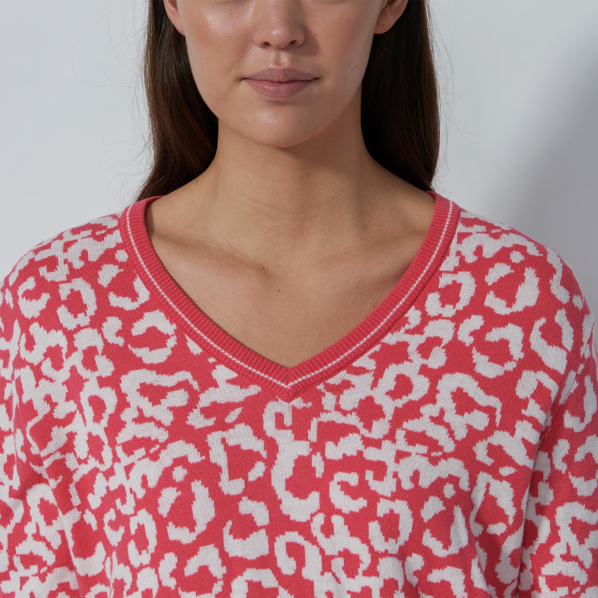 Daily Sports Jacquard Ladies Golf Knitted Jumper Leo Coral