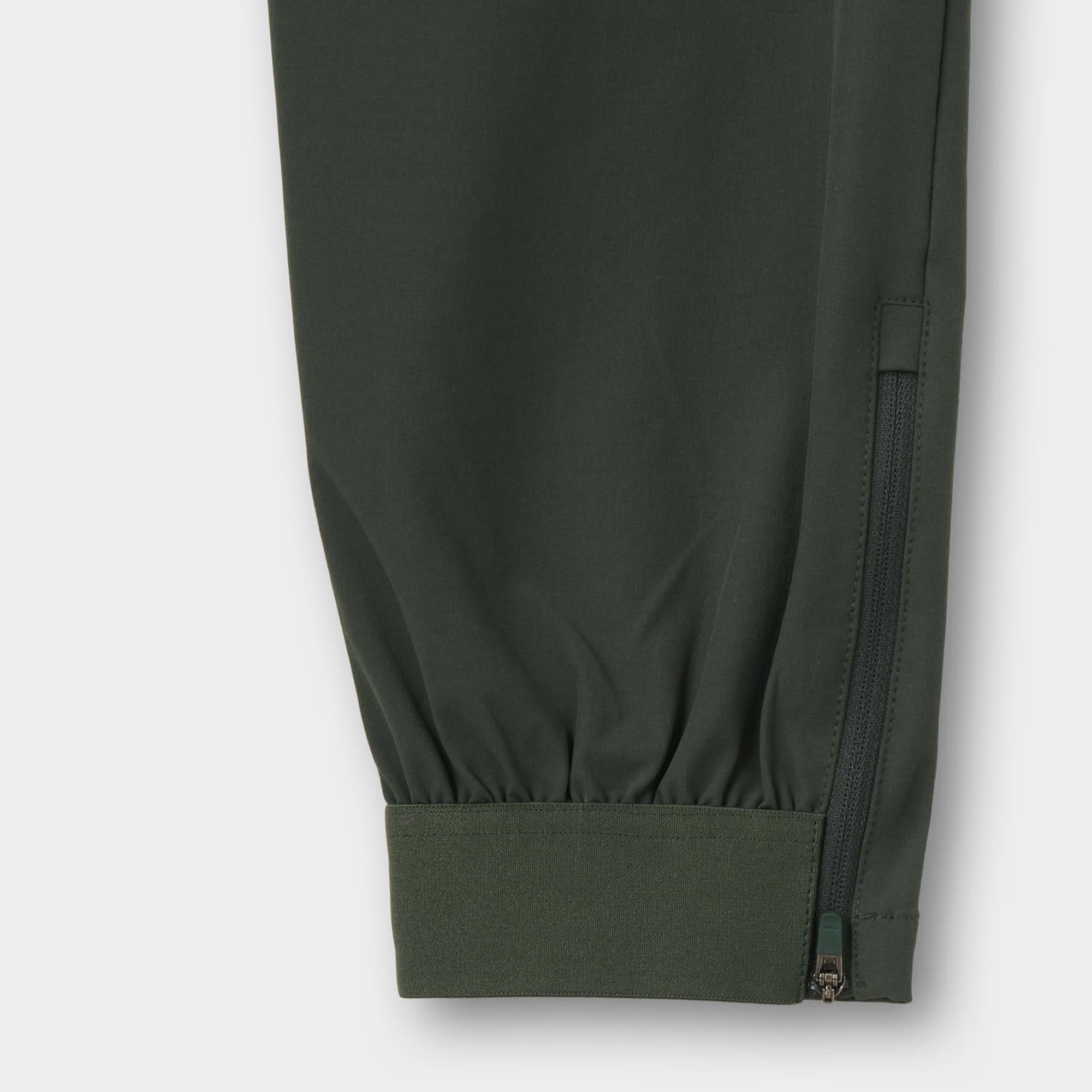 Macade Golf Four-Way Stretch Ladies Golf Jogger Moss Green 29 Inch Leg
