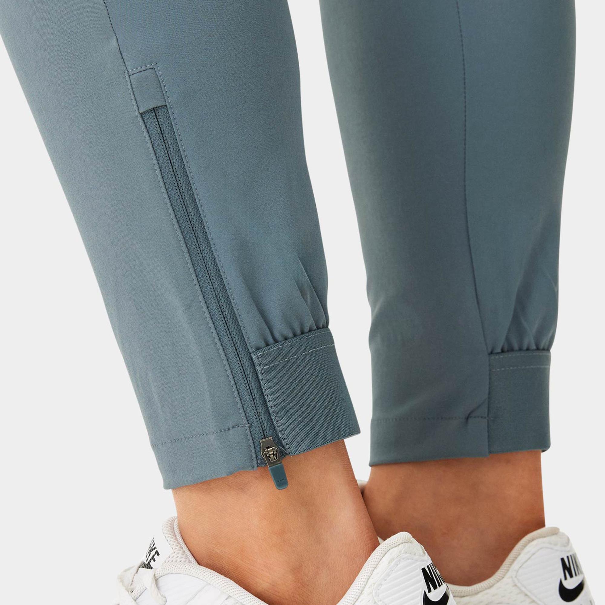 Macade Golf Four-Way Stretch Ladies Golf Jogger Stone Blue 27 Inch Leg
