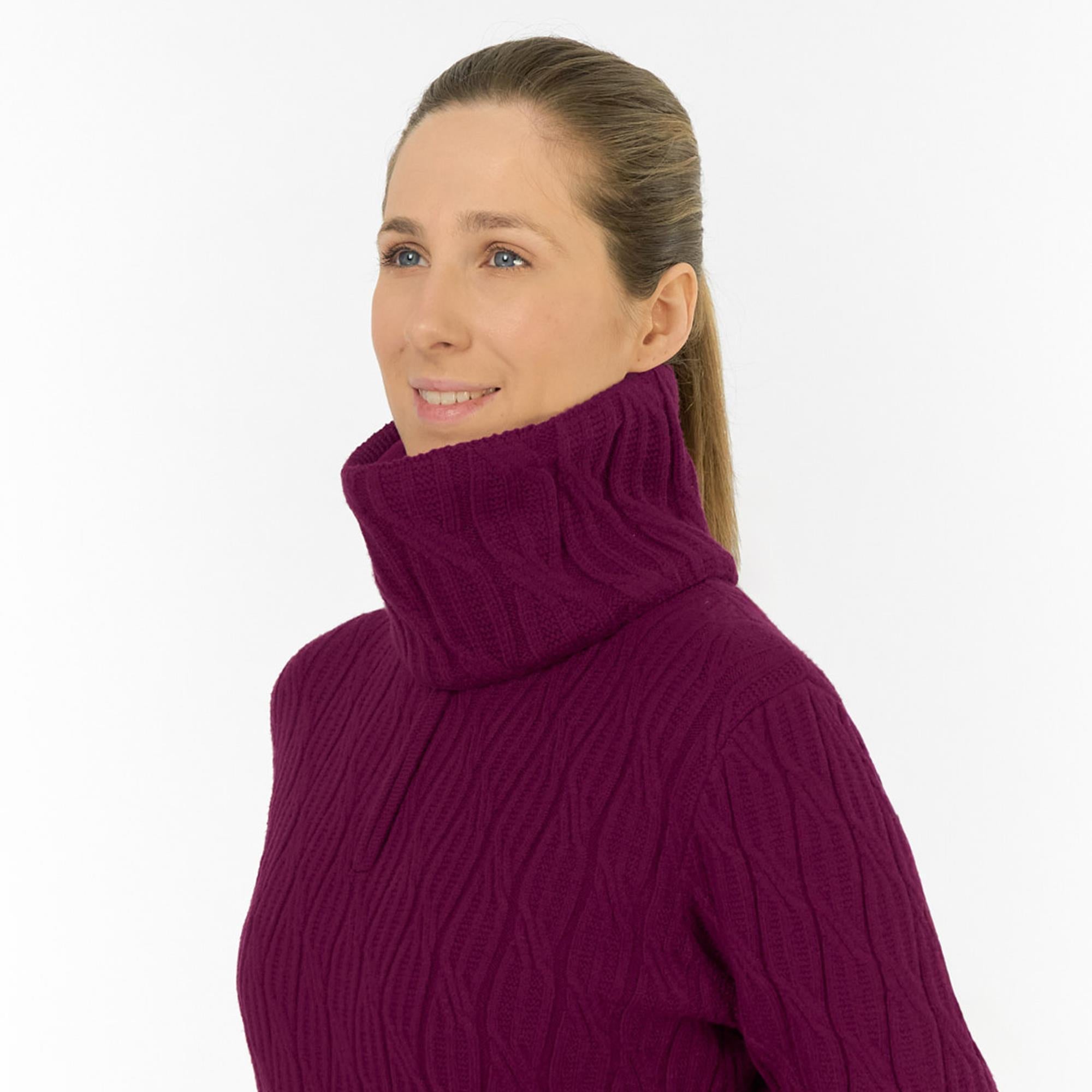 Pure Golf Suzie Margot Knit Waterproof Snood Morello Cherry