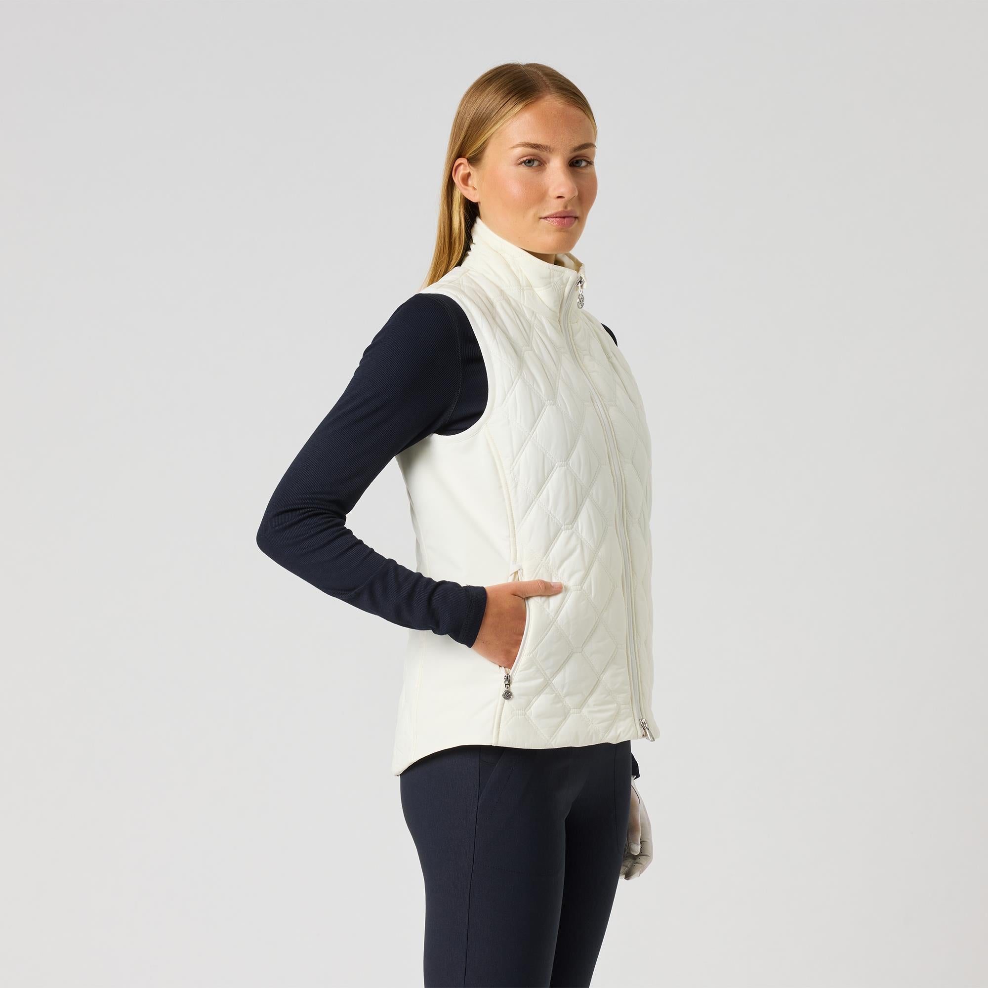 Daily Sports Quilt Padded Ladies Golf Vest Ivory
